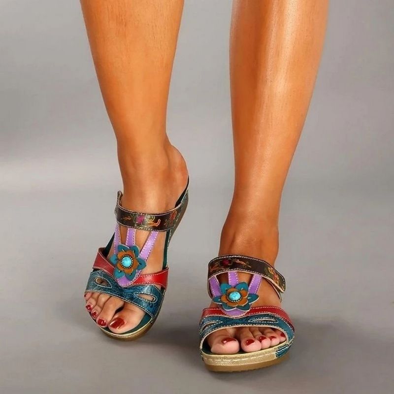 Kelly | Trendy Multicolour Supportive Sandals